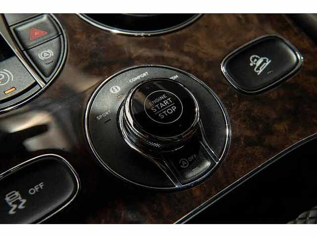 12:Bentley Bentayga S V8, SUV, Sunburst Gold, Bentley Jeddah